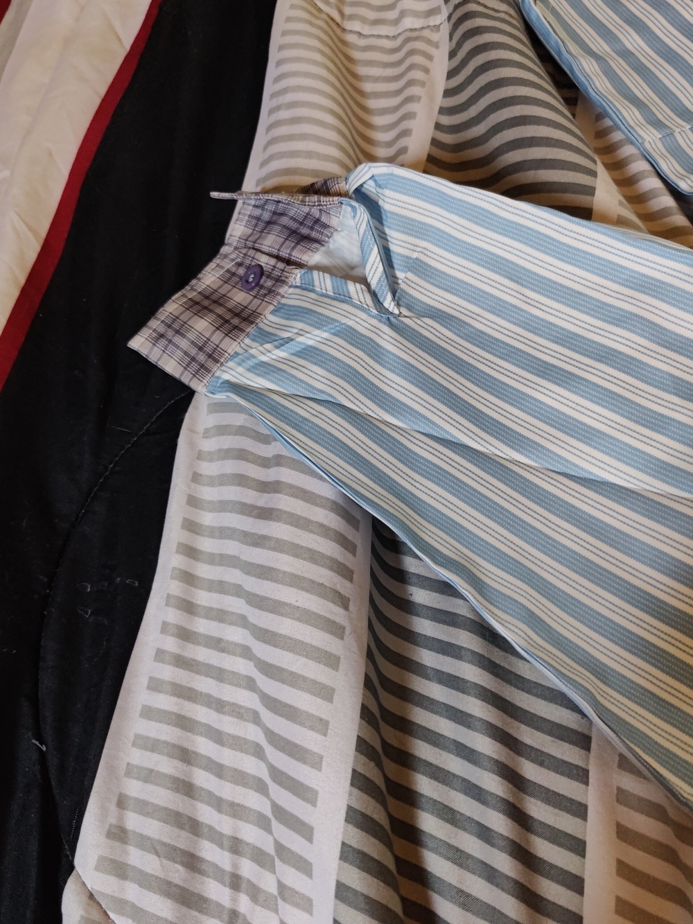 NEW size Medium Unbranded Blue and White Striped Pajama Set with Patch Pockets - Picture 10 of 13